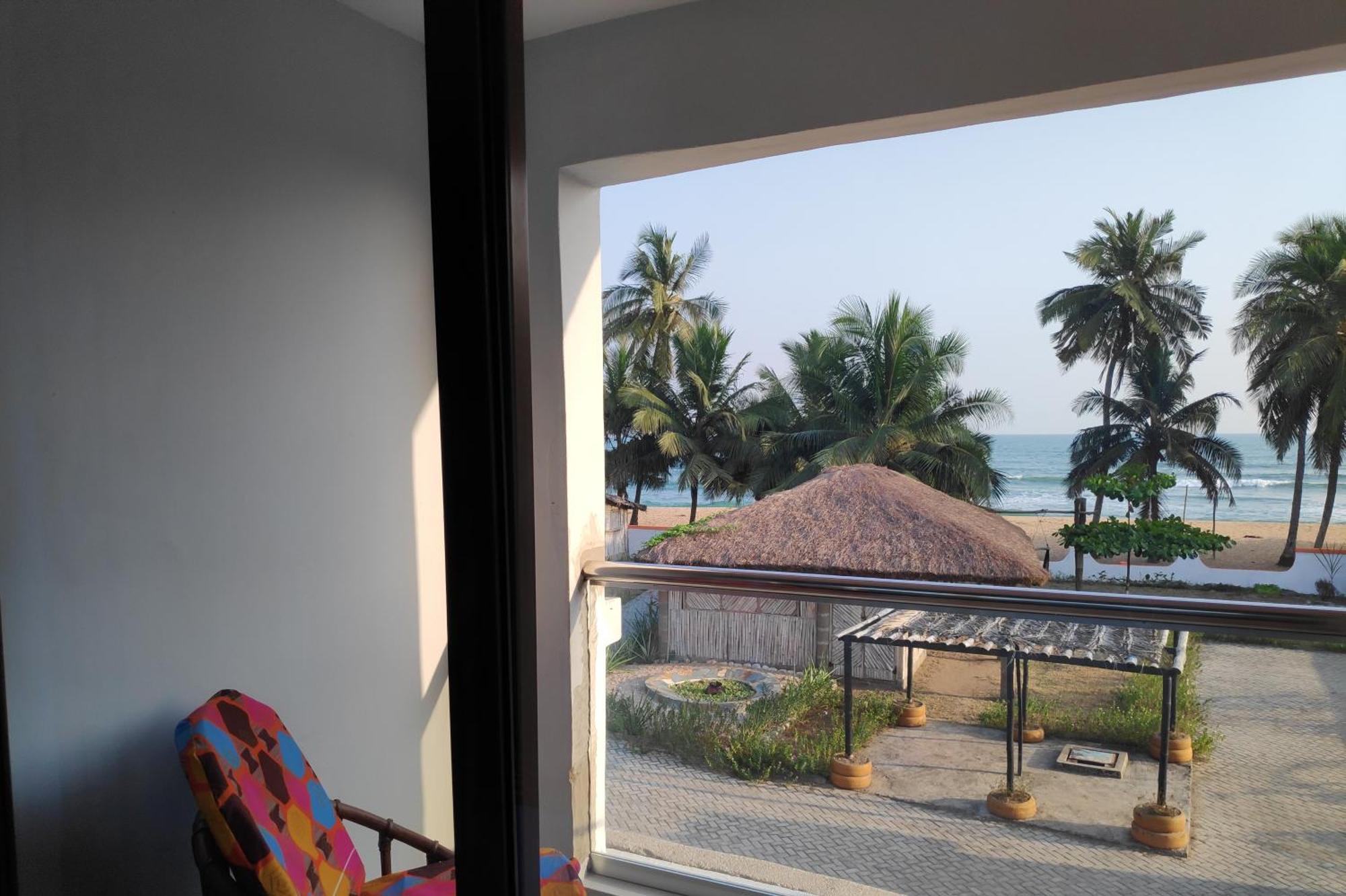 Elmina Afiki酒店 外观 照片